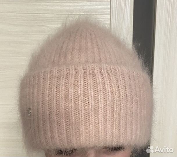 Шапка женская вязаная