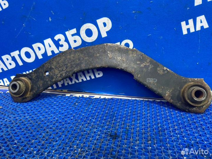 Задний правый рычаг Mitsubishi Lancer 9 седан 4G15