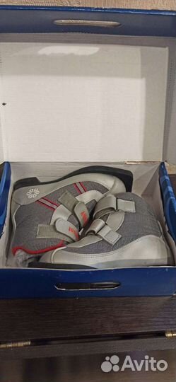 Лыжные ботинки детские