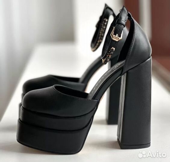 Туфли женские 38 размер черные