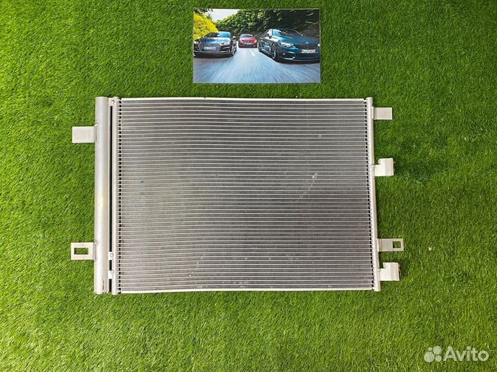 Радиатор кондиционера Mercedes W177 W118 W247