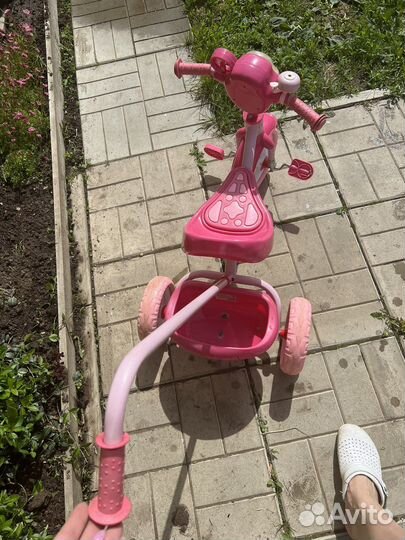 Трехколесный велосипед