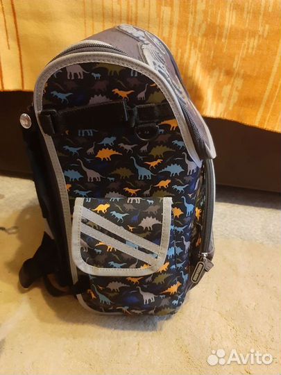 Школьный рюкзак