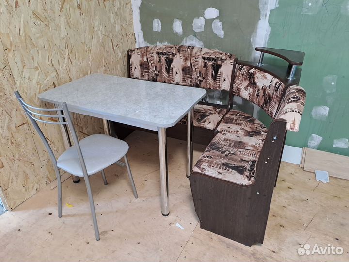 Кухонный уголок