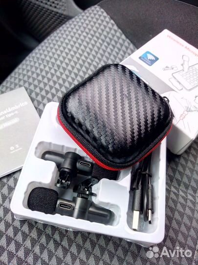 Петличный микрофон для смартфона