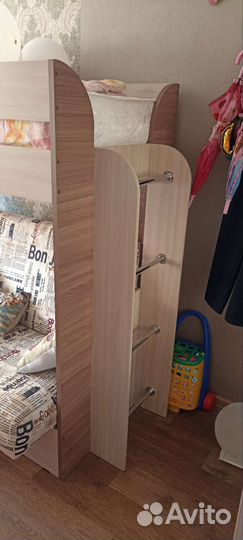 Двухъярусная кровать бу