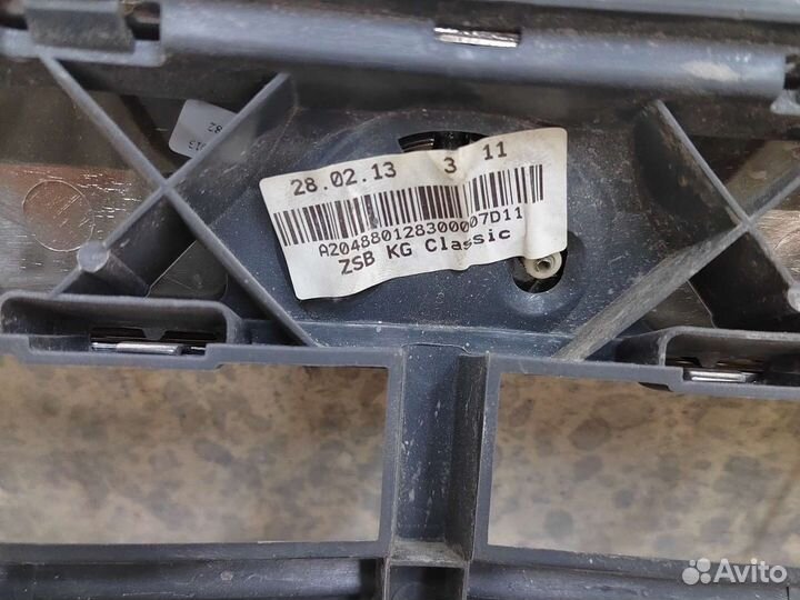 Решётка радиатора Mercedes w204