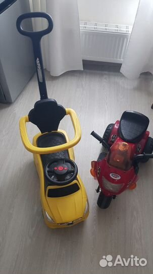 Машинка каталка толокар mercedes