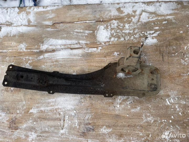 Byd f3 балка поперечная