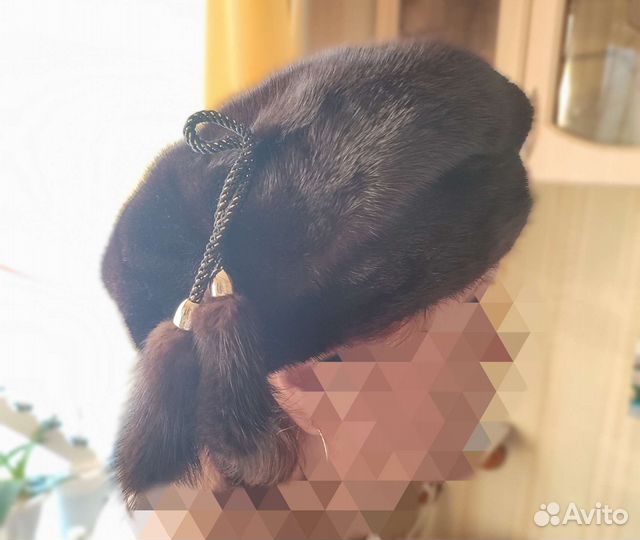 Берет женский норковый 58 размер