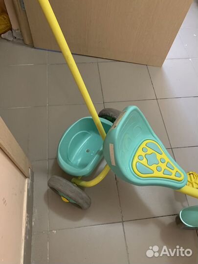 Трехколесный велосипед