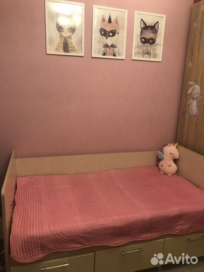 Кровать детская с бортиком