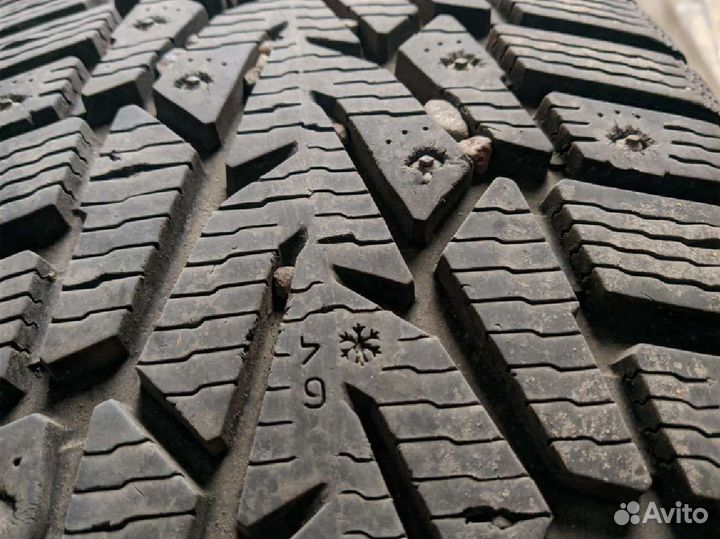 Nokian Tyres Nordman 7 215/55 R17 98
