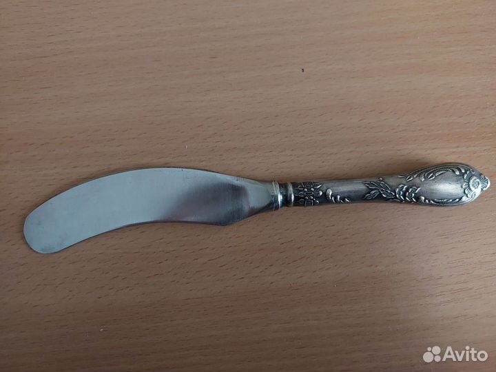 Мельхиоровый нож и подстаканник
