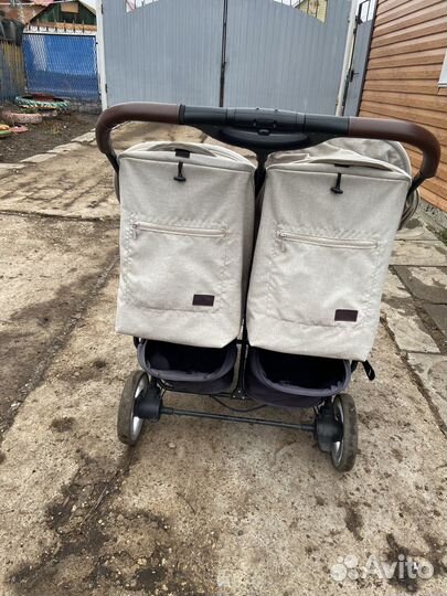 Коляска для двойни или погодок