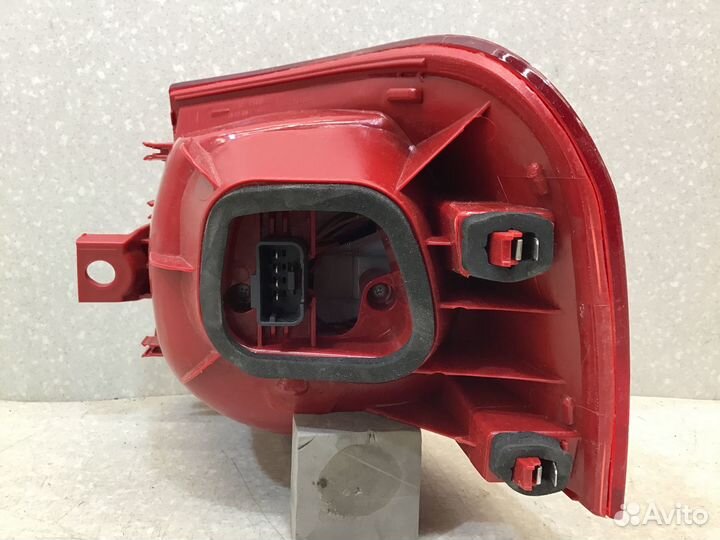 Фонарь задний наружный левый VW Passat B6 2005-201