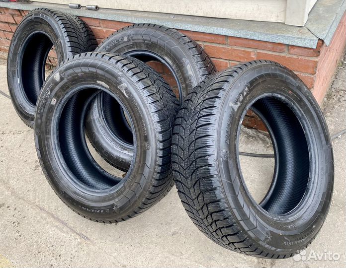 Triangle PL01 235/65 R17 108R