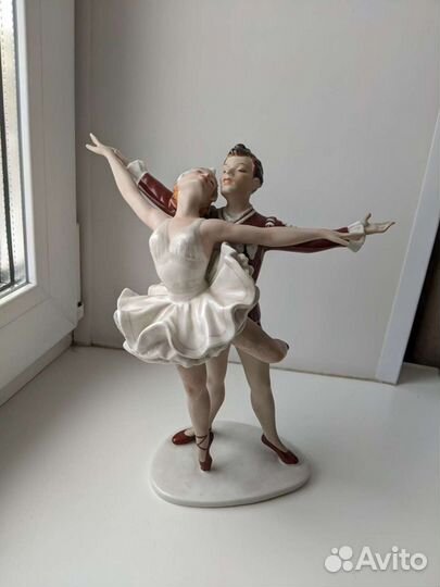 Статуэтка «Лебединое озеро» Wallendorf