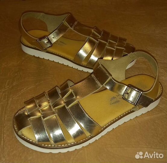 Сандалии для девочки