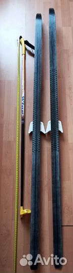 Лыжи пластик/дерево, клюшки, ватрушка