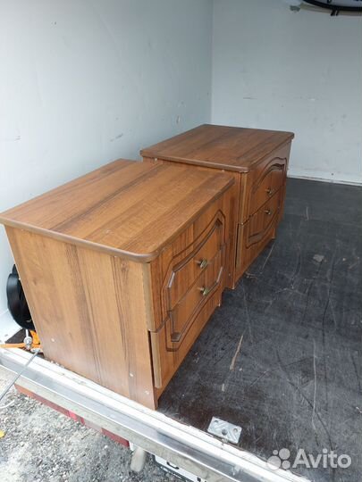 Тумбочки прикроватные