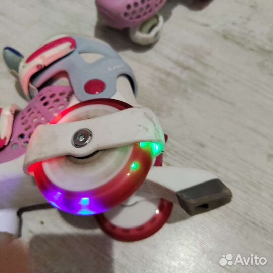 Роликовые коньки детские раздвижные и защита