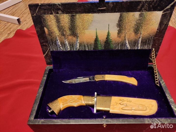 Набор ножей в шкатулке, камень змеевик, ед.экз