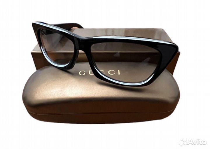 Солнцезащитные очки женские Gucci