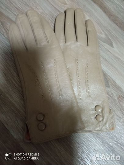 Новые женские перчатки