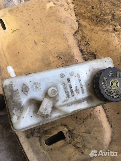 Главный тормозной цилиндр Renault Kangoo 2(2299)