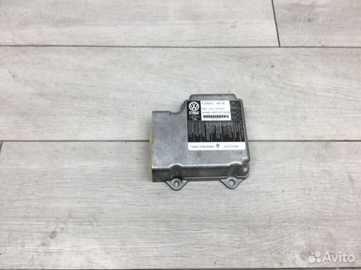 Эбу подушки безопасности Volkswagen Passat