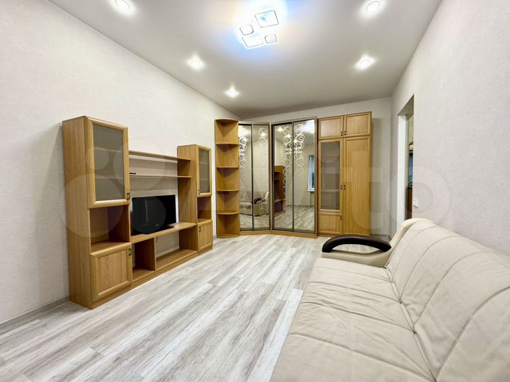 2-к. квартира, 57 м², 2/7 эт.