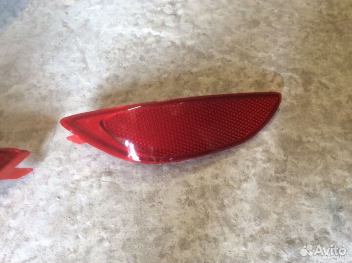 Отражатель заднего бампера седан Hyundai Solaris