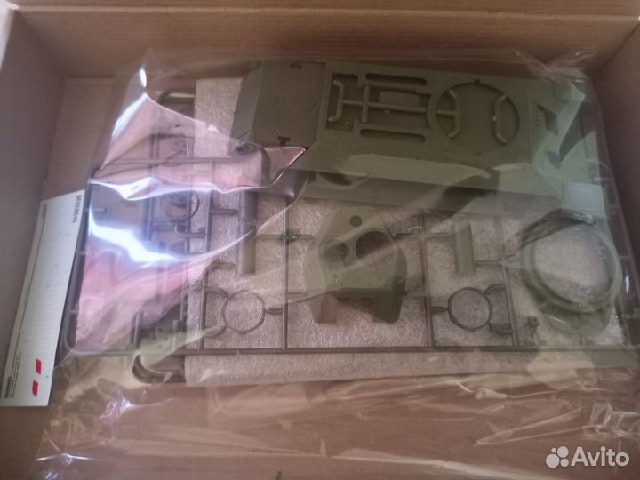 Продам модели танков