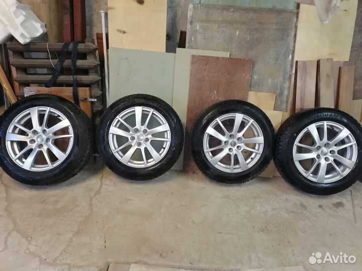 Yokohama Ice Guard Stud IG55 185/60 R15
