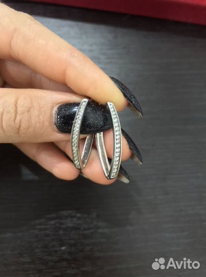 Серебряные серьги с церконом