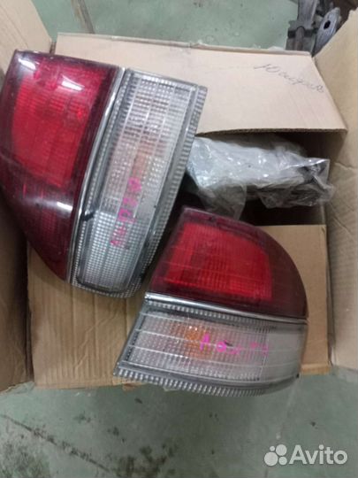 Задние фонари Ниссан largo