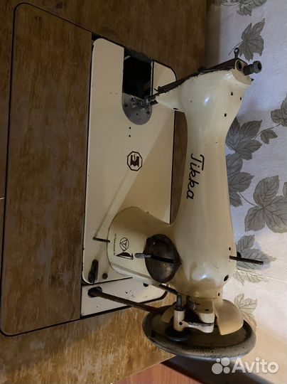 Швейная машина