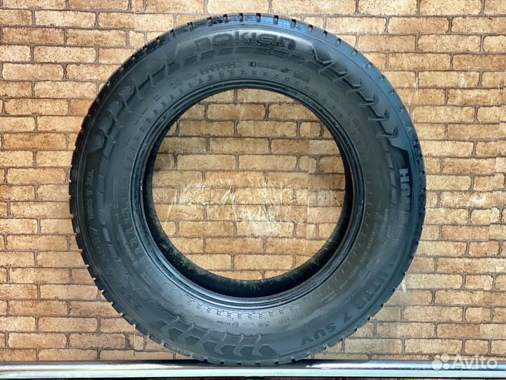 Nokian Tyres Hakkapeliitta 7 SUV 235/65 R17