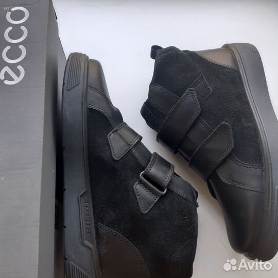 Новые ботинки ecco street tray K