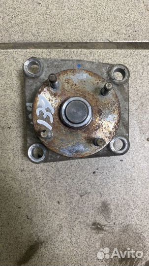 Кронштейн вискомуфты Mitsubishi Pajero 2