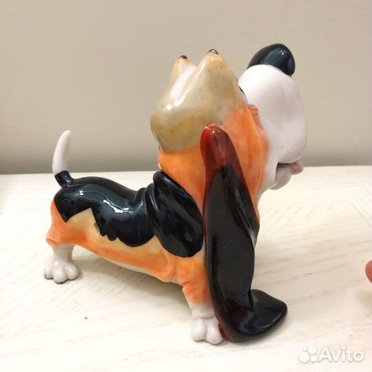 Фарфоровая фигурка собачки Bertie