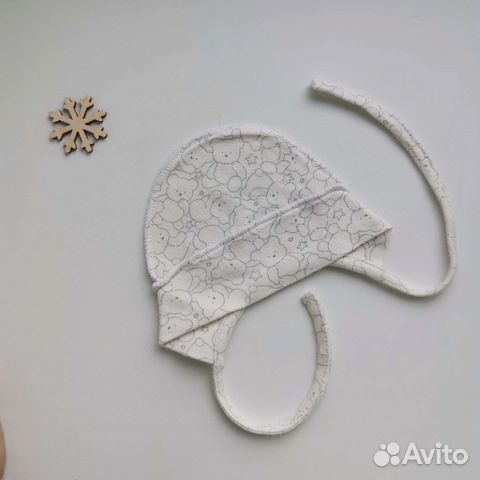 Чепчик с завязками детский