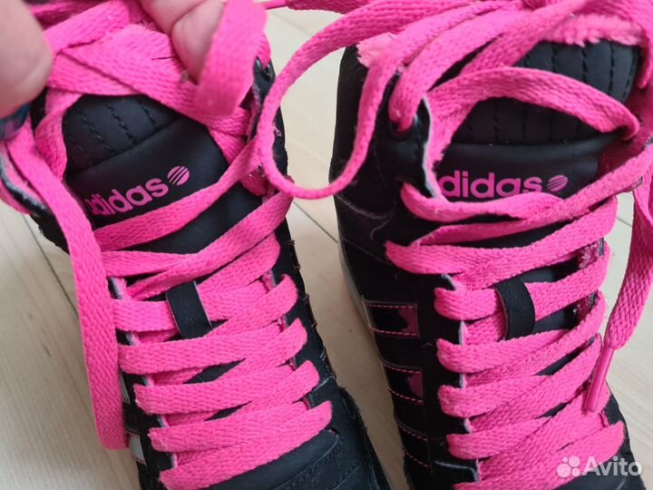 Кроссовки adidas 34 35