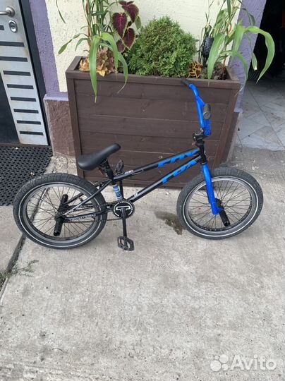 Трюковой велосипед BMX