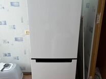 Продам холодильник Indesit на запчасти