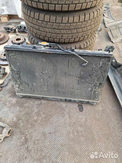 Радиатор двигателя Mitsubishi Diamante