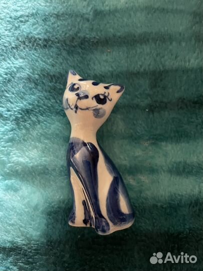 Фигурки кошек