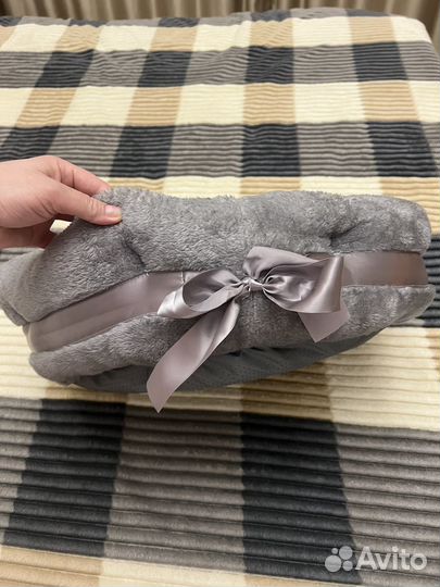 Лежанка для собак и кошек
