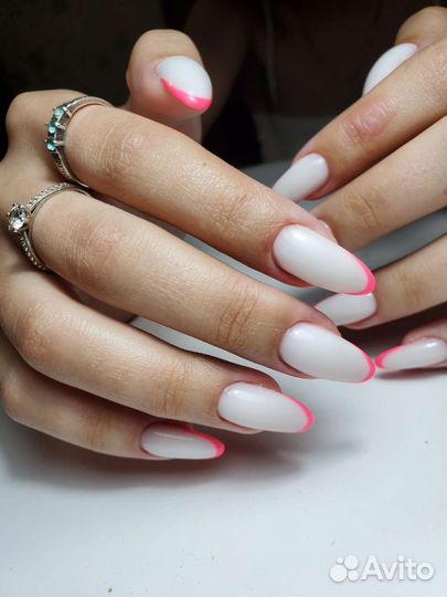 Маникюр/педикюр